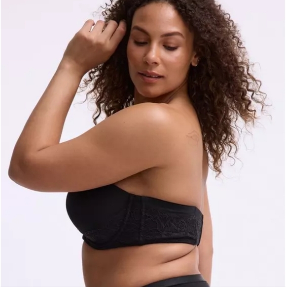 Removeable Straps (Strapless) Black With Lace-Detail Bra for Supportive Comfort - Picture 3 of 5